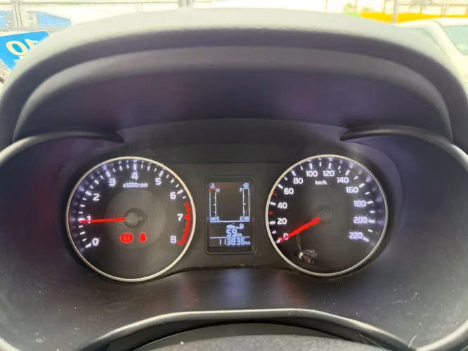 KIA SOLUTO 2023 - Imagen 12