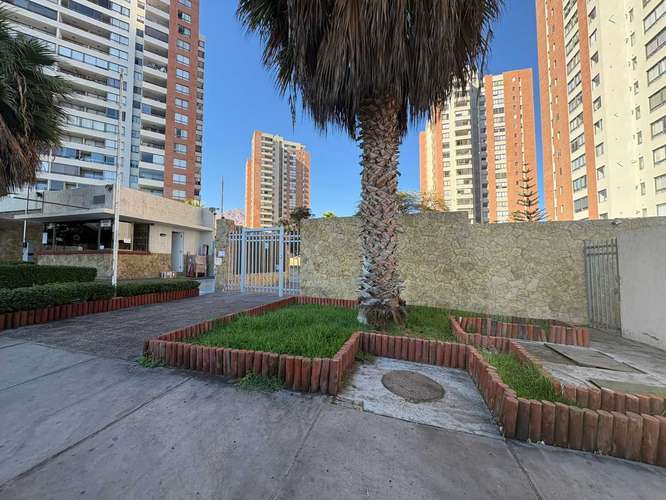 Venta Hermoso y  Amplio Departamento Sector Sur (185574)