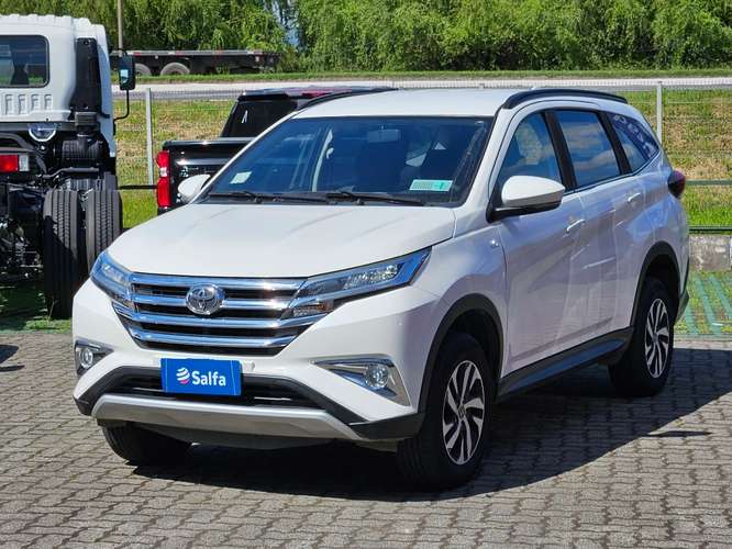 Toyota Rush 1.5 XLI MT 2023