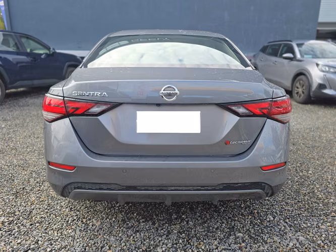 NISSAN NEW SENTRA SENSE 2.0 - Imagen 10