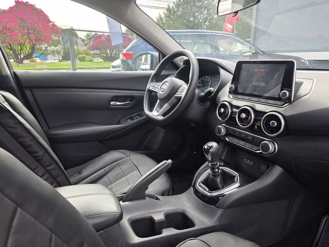 NISSAN NEW SENTRA SENSE 2.0 - Imagen 14