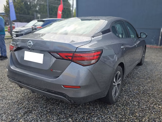 NISSAN NEW SENTRA SENSE 2.0 - Imagen 11