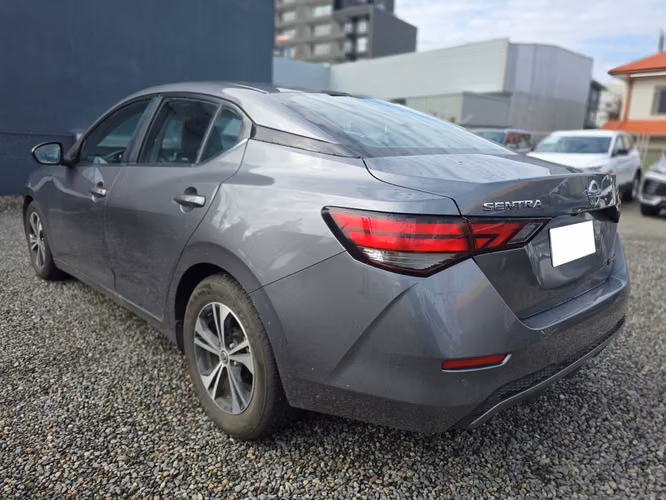 NISSAN NEW SENTRA SENSE 2.0 - Imagen 12