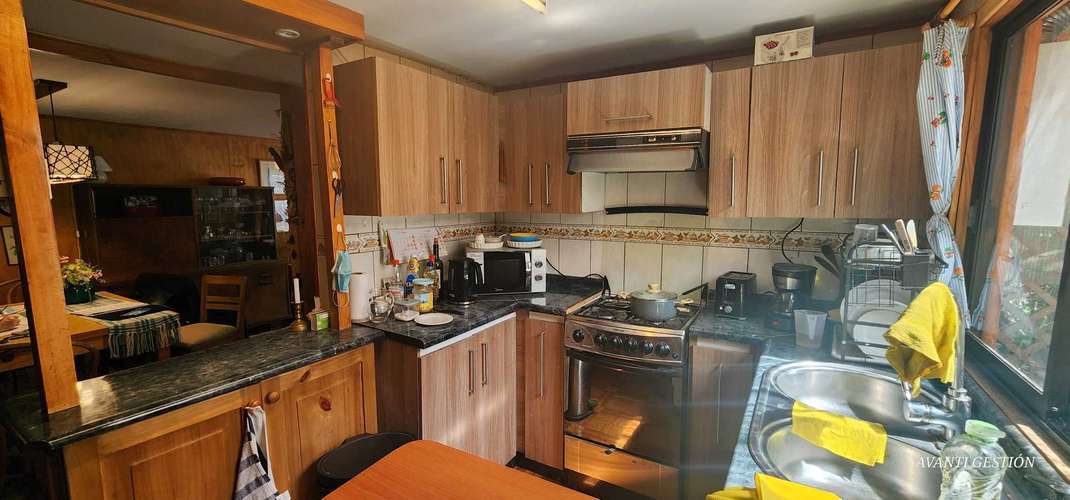 CASA EN VENTA EN PUERTO OCTAY (185585)