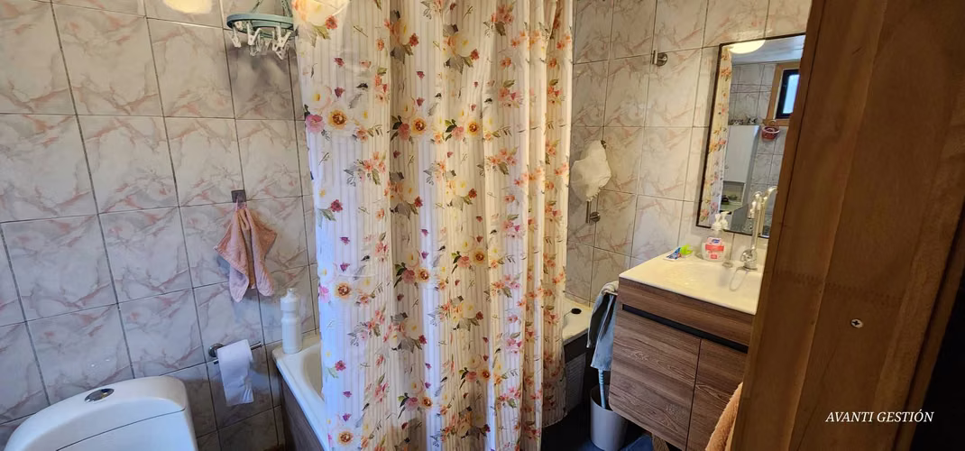 VENTA CASA 2 PISOS EN PUERTO OCTAY (185585)
