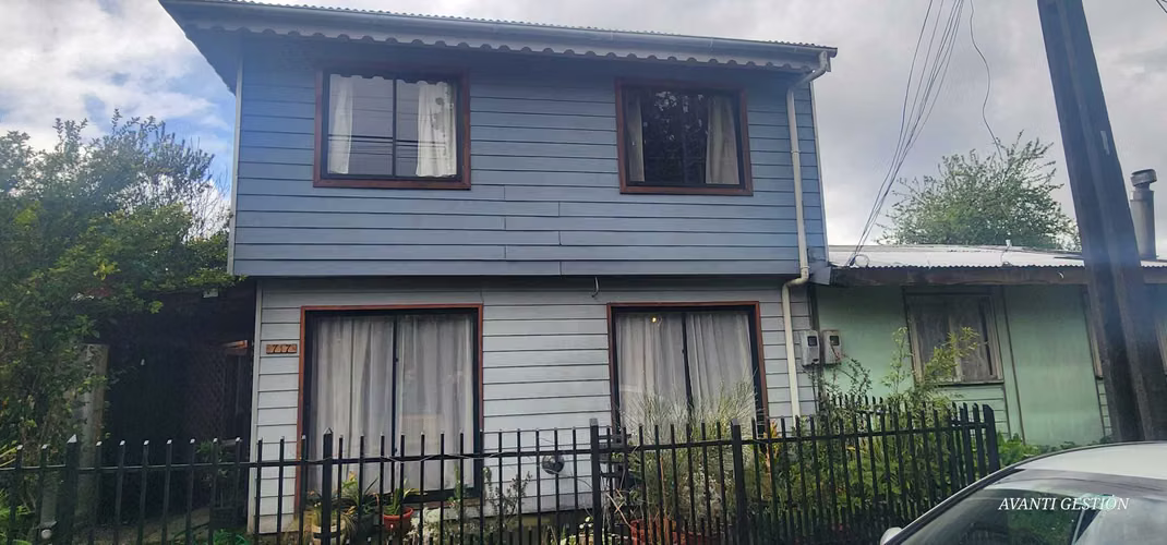 VENTA CASA 2 PISOS EN PUERTO OCTAY (185585)