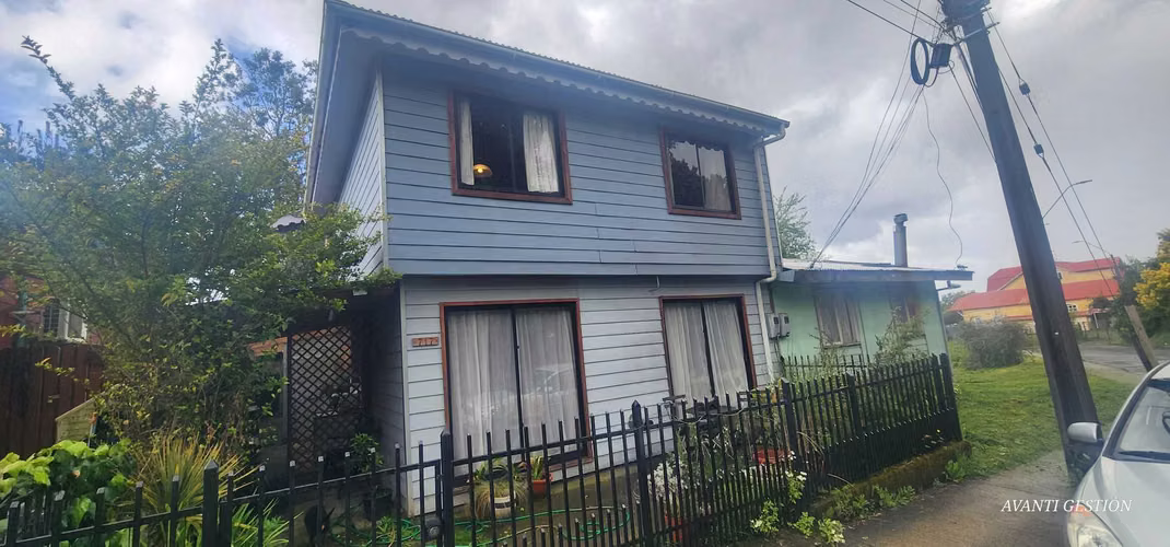 VENTA CASA 2 PISOS EN PUERTO OCTAY (185585)