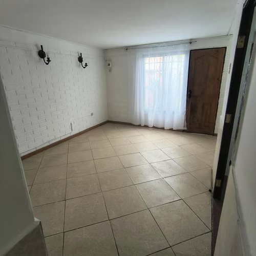 VENDO CASA 3 DOR 1 BAÑO - SECTOR CAMPO LINDO - MELIPILLA