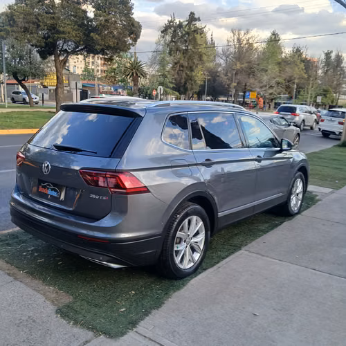 Volkswagen tiguan 2021 3 corridas aut - Imagen 4
