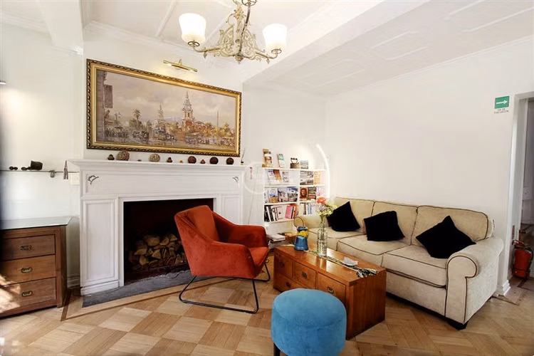 Casa en venta de 5 dorm. en Providencia - Imagen 4