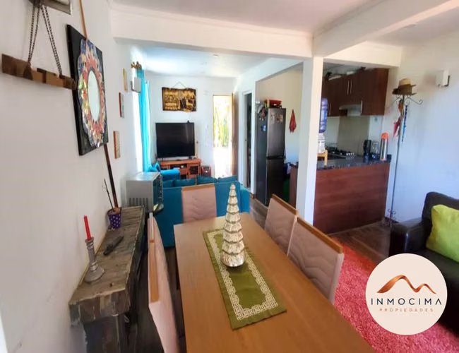 Venta Casa en Quillón: 4 Dormitorios, Amplio Terreno y Piscina