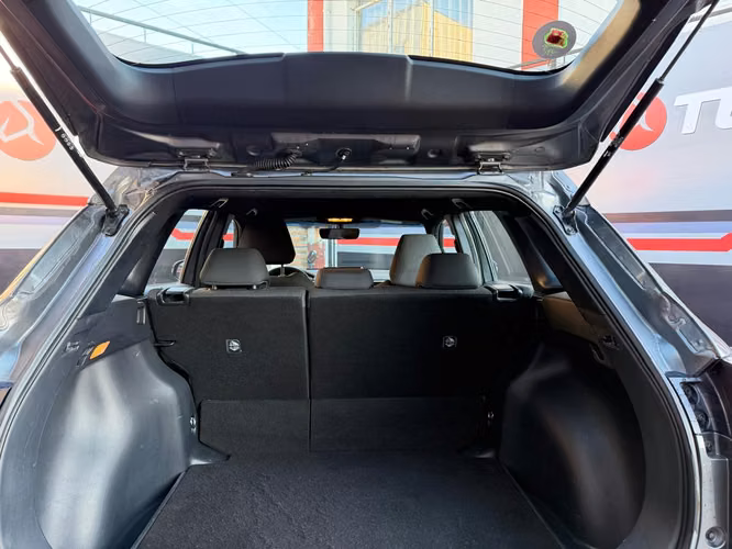 TOYOTA COROLLA CROSS HIBRIDO 1.8 (PIE DESDE $8.200.000)