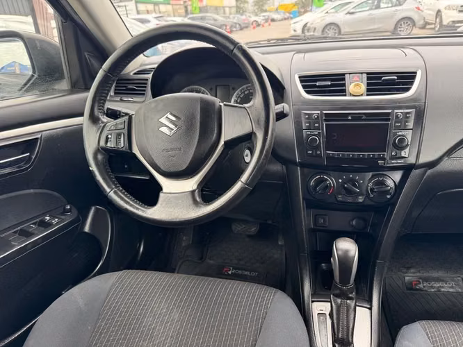 SUZUKI SWIFT 2015 - Imagen 9
