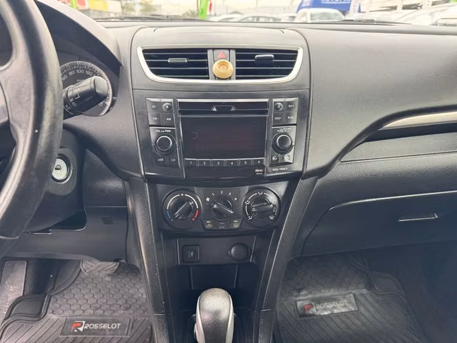 SUZUKI SWIFT 2015 - Imagen 10