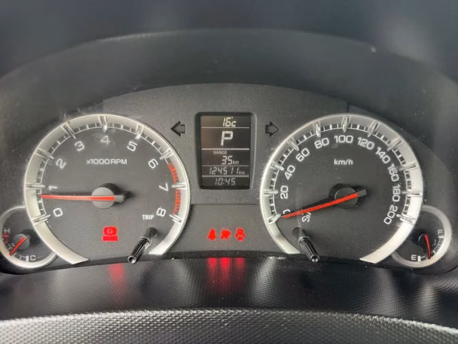 SUZUKI SWIFT 2015 - Imagen 6