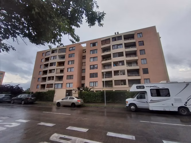 Se Arrienda Departamento 2D2B1E En Av México, La Florida