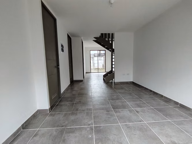 Arriendo Hermosa Casa Nueva a Estrenar - Imagen 2