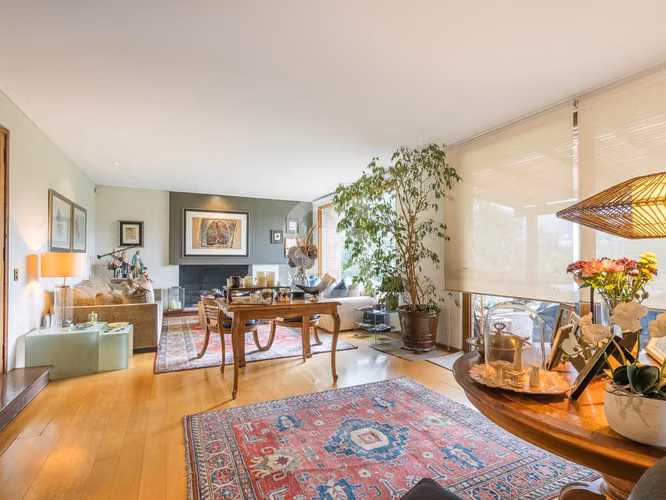 Venta de fabulosa casa en el Huinganal, La Dehesa