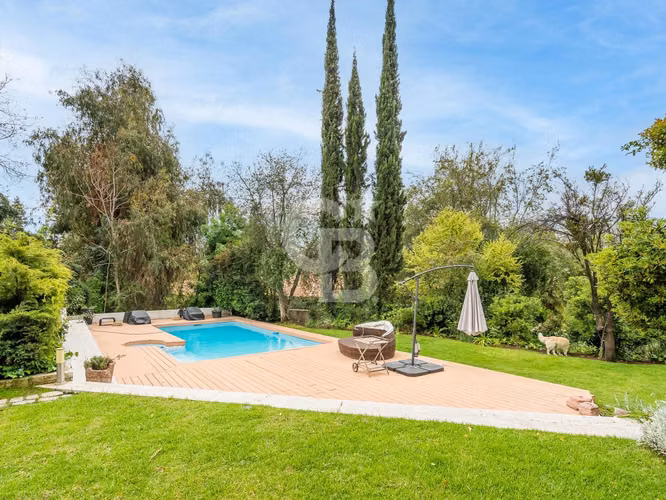 Venta de fabulosa casa en el Huinganal, La Dehesa