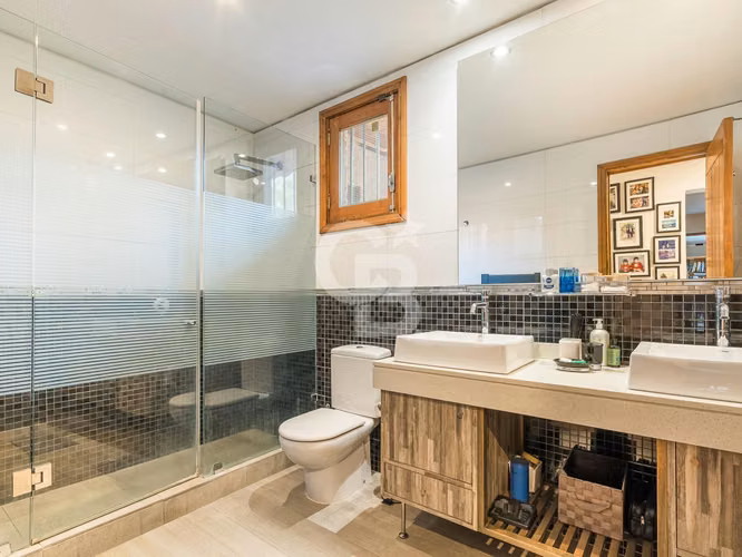 Venta de fabulosa casa en el Huinganal, La Dehesa