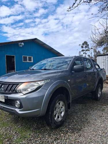 Mitsubishi l200 - Imagen 3