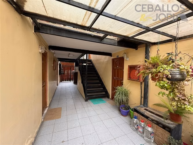 Casa en arriendo de 2 dorm. en Villa Alemana