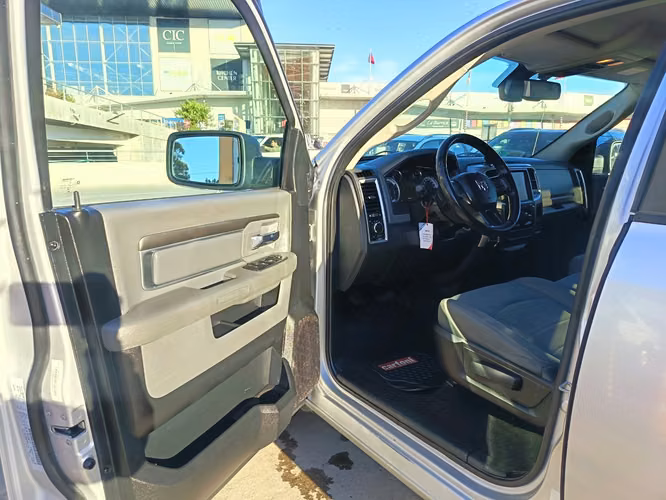 DODGE RAM 1500 3.6 AT 4x4