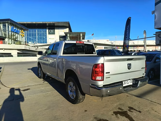 DODGE RAM 1500 3.6 AT 4x4