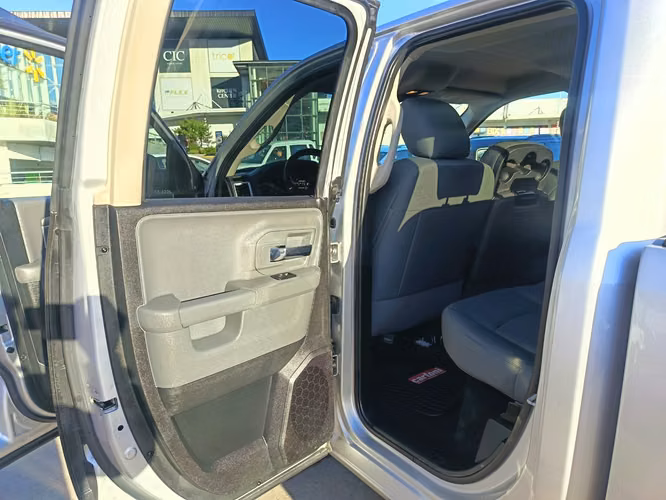 DODGE RAM 1500 3.6 AT 4x4