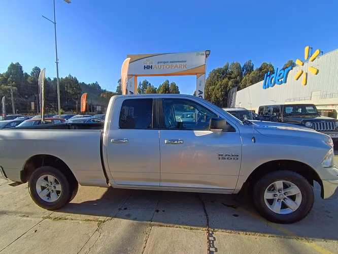 DODGE RAM 1500 3.6 AT 4x4