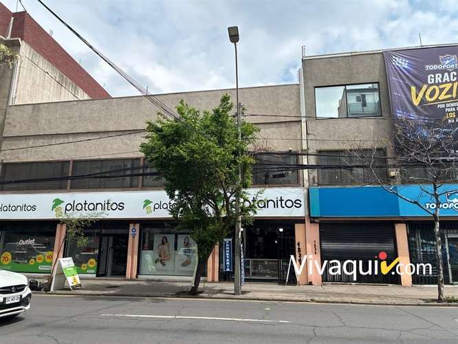 Local Comercial en venta en Santiago con oficinas y bodegaje - Imagen 23