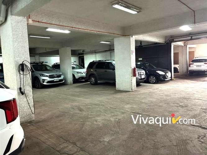 Local Comercial en venta en Santiago con oficinas y bodegaje - Imagen 4