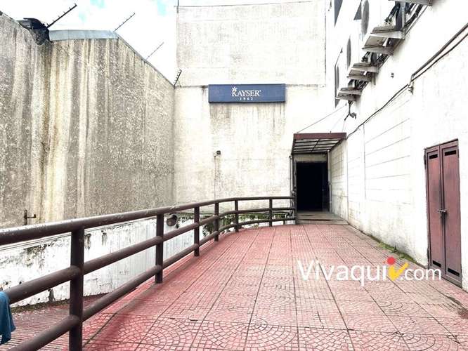 Local Comercial en venta en Santiago con oficinas y bodegaje - Imagen 2
