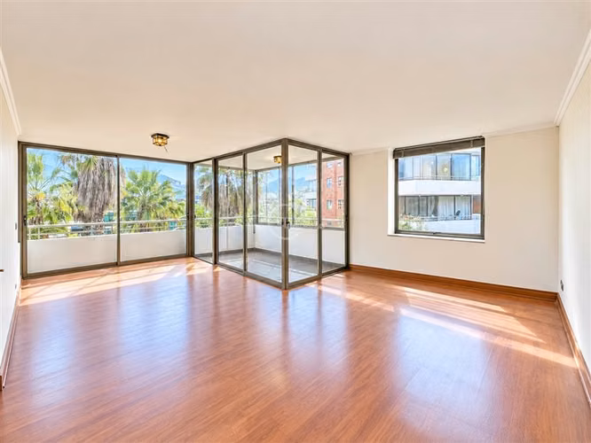 Departamento en venta de 4 dorm. en Lo Barnechea - Imagen 2