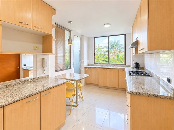 Departamento en venta de 4 dorm. en Lo Barnechea - Imagen 6