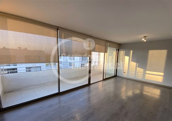 Departamento en venta de 3 dorm. en Macul - Imagen 3