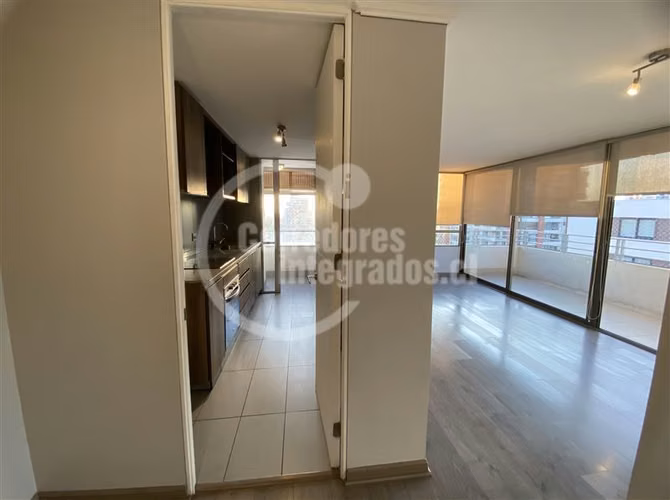 Departamento en venta de 3 dorm. en Macul - Imagen 2