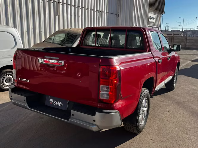 Mitsubishi L200 KATANA D/C 2.4 TDI MT XRT 4X4 2023 - Imagen 5