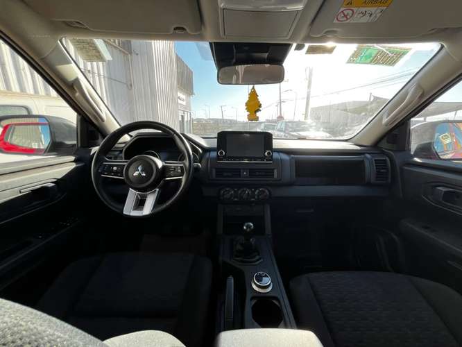 Mitsubishi L200 KATANA D/C 2.4 TDI MT XRT 4X4 2023