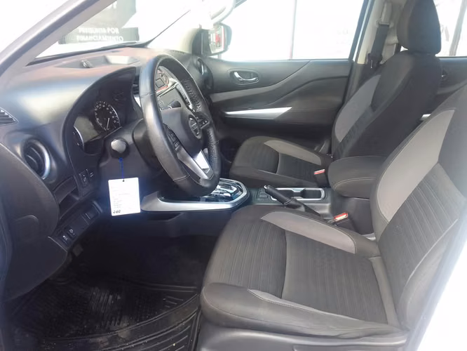 NISSAN NAVARA D CAB 4X4 2.3 AT 2021 - Imagen 10