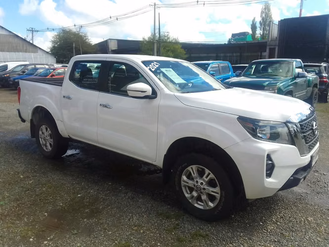 NISSAN NAVARA D CAB 4X4 2.3 AT 2021 - Imagen 2