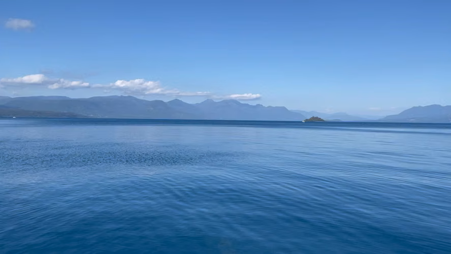 Exclusividad y Naturaleza en el Lago Villarrica