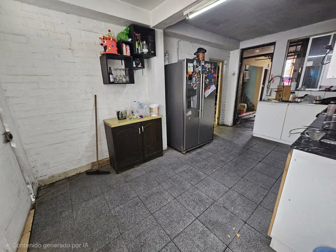 En venta amplia casa en Pasaje Nebraska – Iquique - Imagen 9
