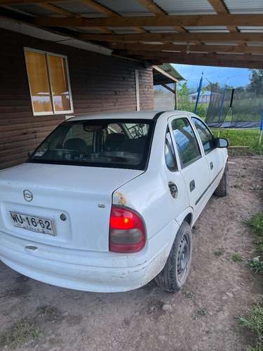 Chevrolet Corsa GL Classic 1.6 - Imagen 6