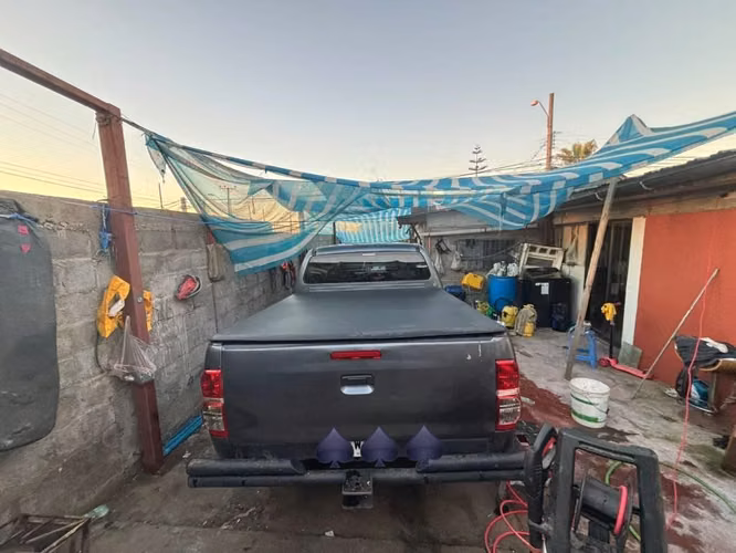 Se vende camioneta Toyota Hilux