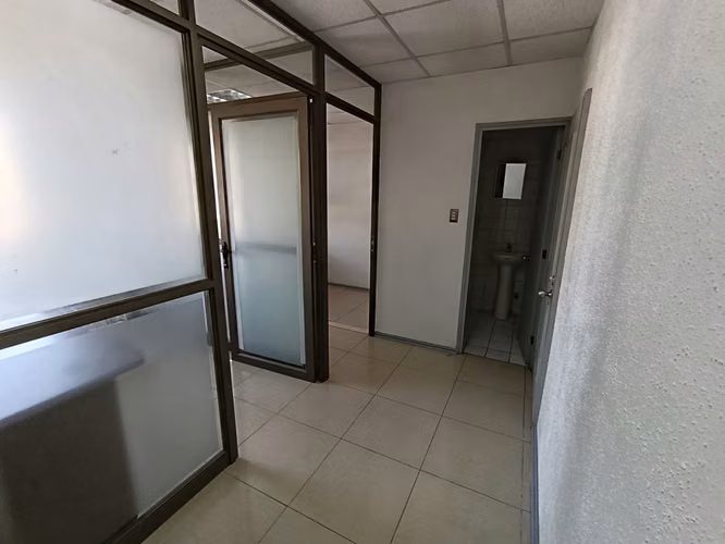 Se Arrienda Excelente Oficina
