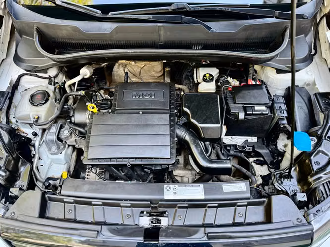 VOLKSWAGEN T-CROSS COMFORTLINE 1.6L MT 110HP - 2021 | 4957 - Imagen 22