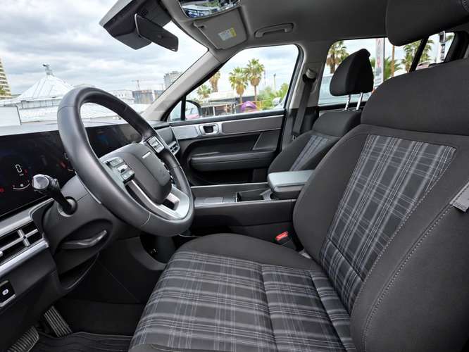 Hyundai Santa fe MX5 2.5 AT 4WD DESIGN 2025 - Imagen 9