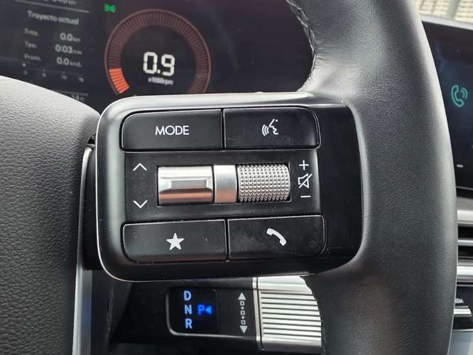 Hyundai Santa fe MX5 2.5 AT 4WD DESIGN 2025 - Imagen 14