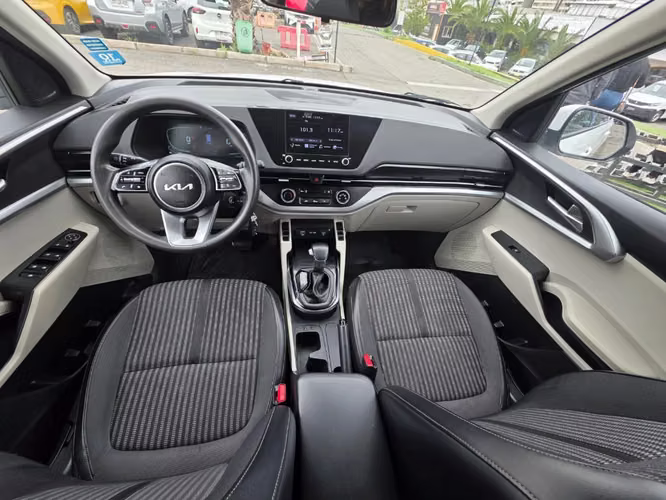 Kia Carens EX 1.4 AUT 2022